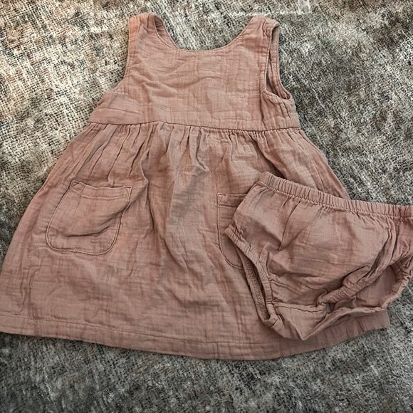 Carter’s Little Planet Pink Baby Dress with Bloomers 18 Months - Picture 1 of 2